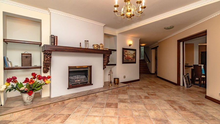 4 Bedroom Property for Sale in Pezula Golf Estate Western Cape